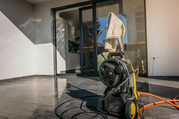 Best Animal Enclosure Cleaning  in Lake Sherwood, CA
